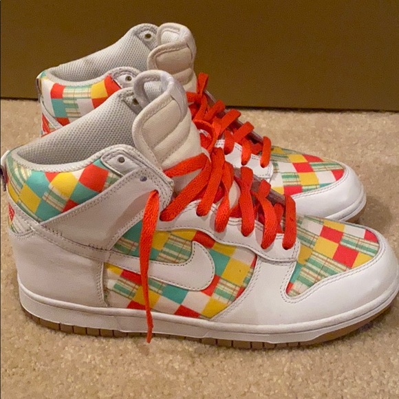 Nike Shoes - Nike high-tops